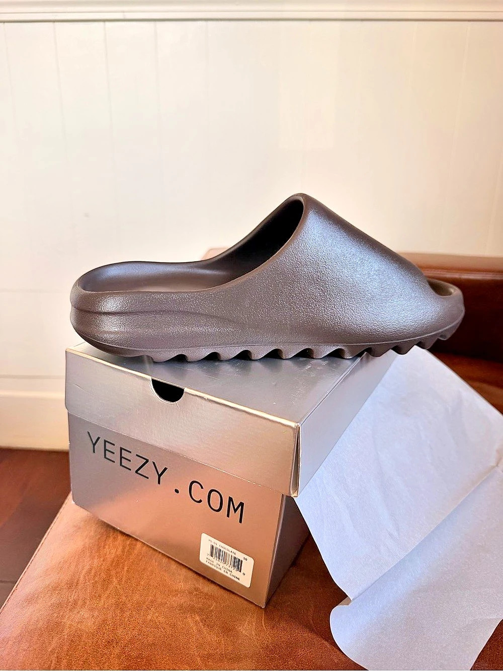 Yeezy YS-01 Slide Chocolate brown